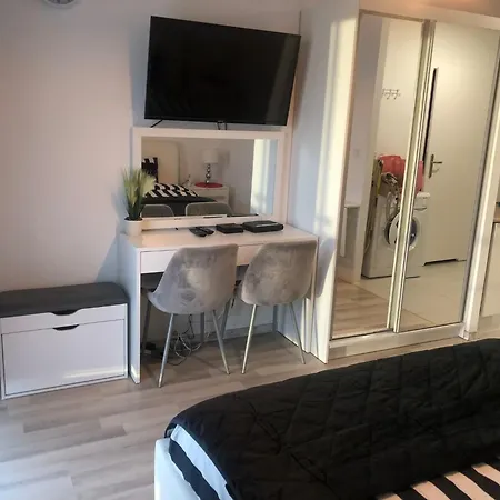 Apartamento Apartment Varsovia