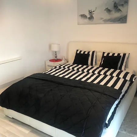 Apartment Appartement *